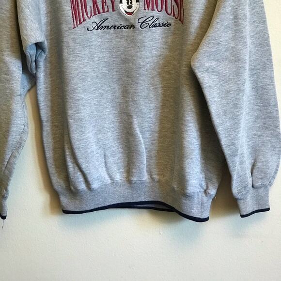 Disney M Vintage 90s Mickey & Co. Gray Men’s sweatshirt - Picture 3 of 9